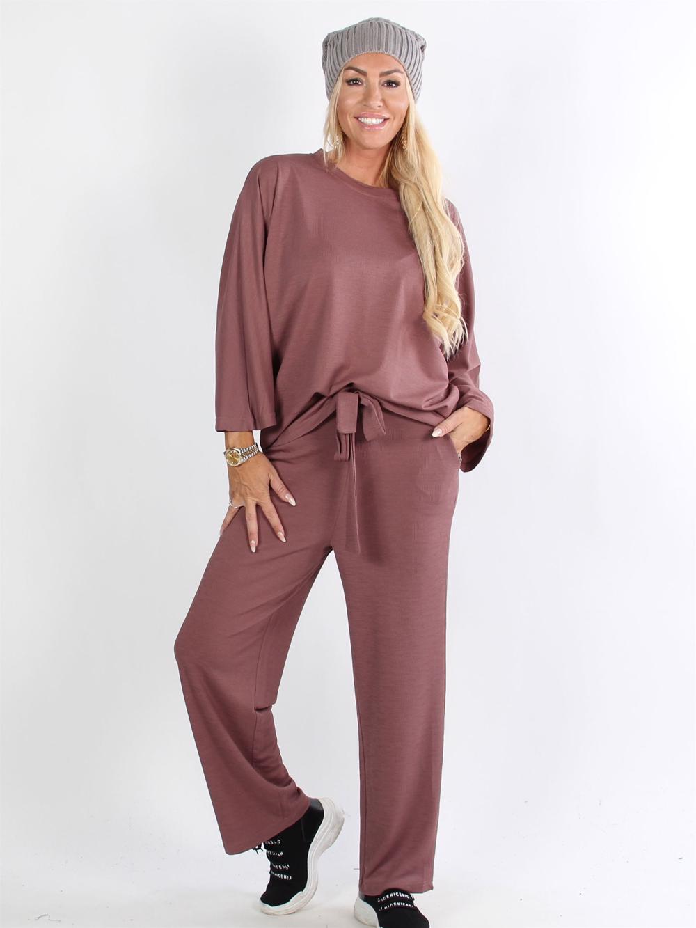 Riga - Snyggt beigefärgat överdimensionerat set med band